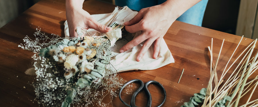 Horizontal Flower Arrangement