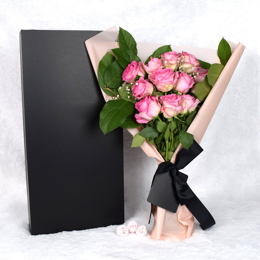 Valentine's Day 12 Stem Pink Rose Bouquet with Designer Box