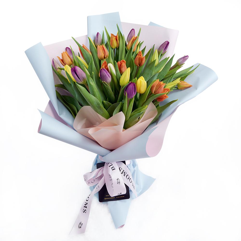 Encapsulated Elegance Tulip Bouquet from Heart &amp; Thorn USA - Flower Gift - USA Delivery