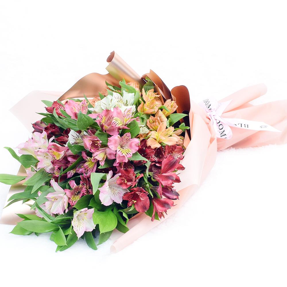 Versailles Dream Peruvian Lily Bouquet - Heart & Thorn flower delivery - USA delivery